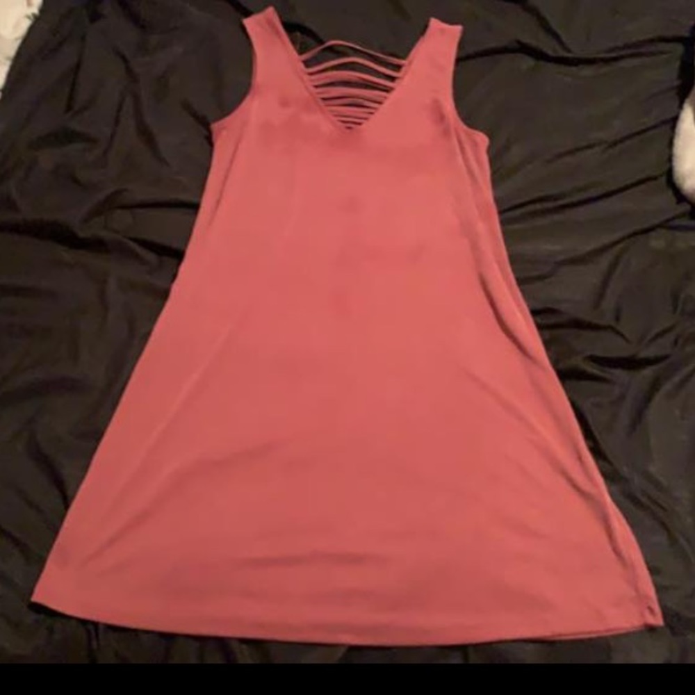 Pink stretchy dress. Size L!